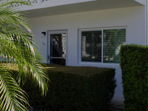 8125 112th St, Seminole, FL 33772