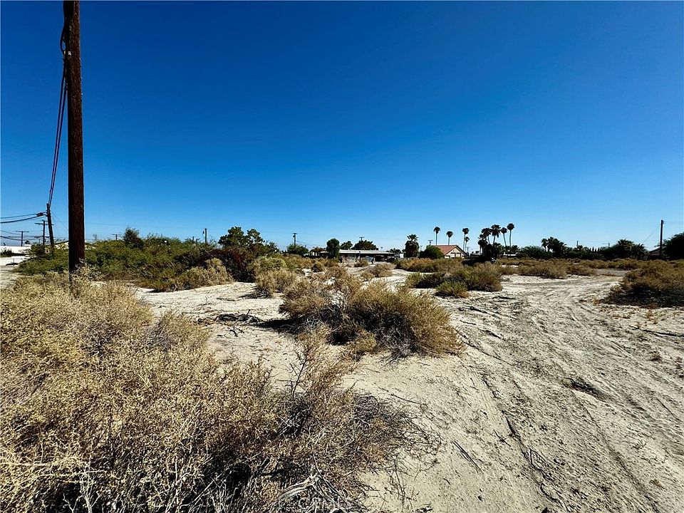 94 Malibu Ave Thermal CA Zillow