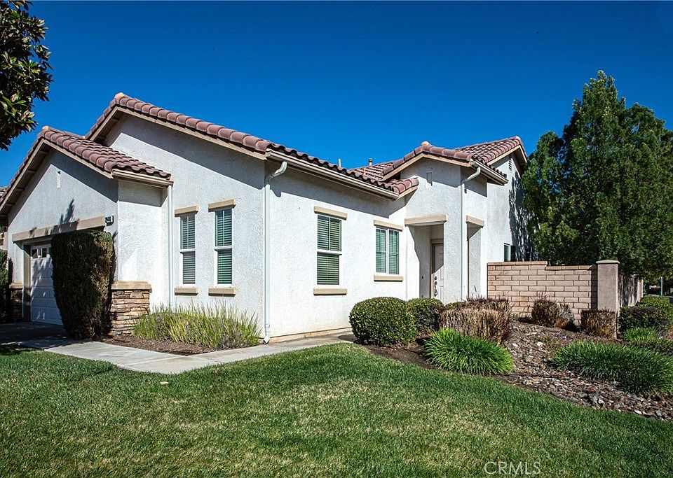 1st image of 29446 Honneywood Dr