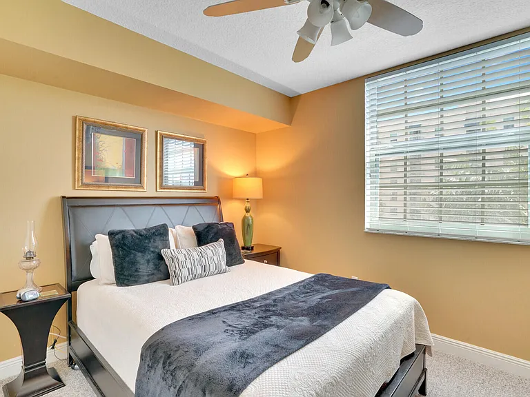 610 Clematis St #401 — Photo 12