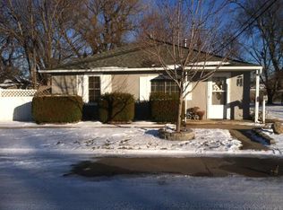 710 W Lawn Ave, Hastings, NE 68901