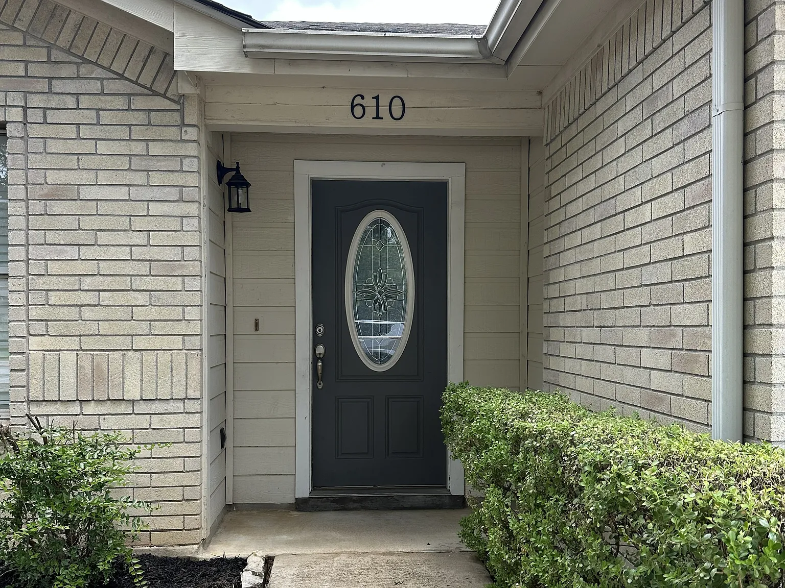 Cute 3 bedroom, 2 bath home in Leander. — Photo 3