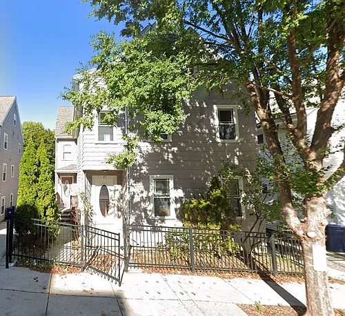 Iroquois St Photo 1