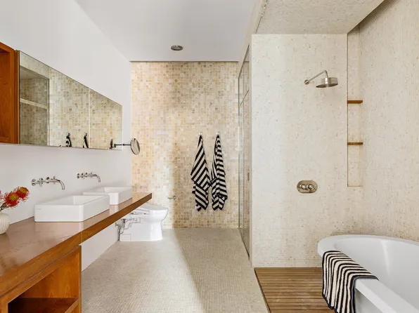 30 Crosby Street image 17 of 19