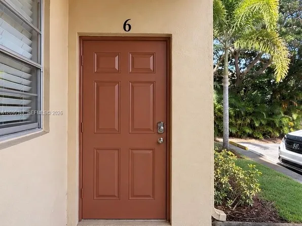 2600 S Kanner Hwy APT X6, Stuart, FL 34994