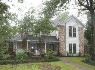 426 Pine Manor Dr, Oak Ridge North, TX 77385