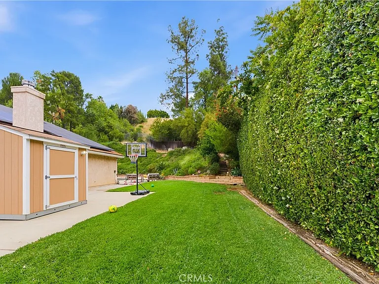 19511 Rosita St — Photo 46