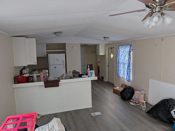2nd image of 5326 Chinaberry Rd.