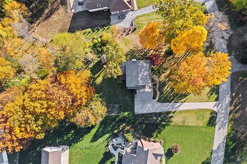 403 Shingle Oak Ln, Prospect, PA 16052 Zillow