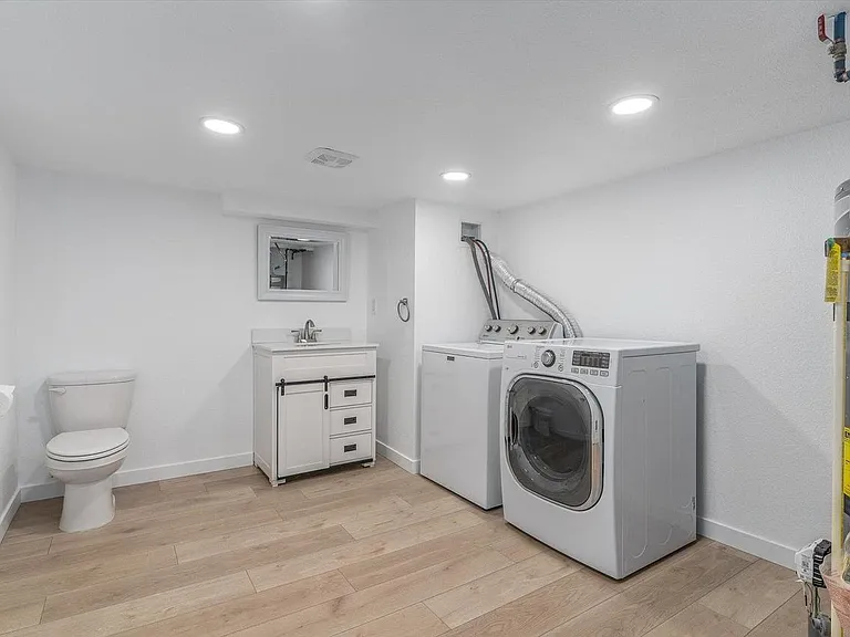 8801 E Frederick Ave — Photo 14