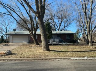 10388 Hollywood Blvd NW, Coon Rapids, MN 55433