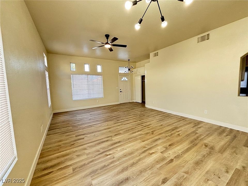 7329 Cogburn St, Las Vegas, NV 89131 | Zillow