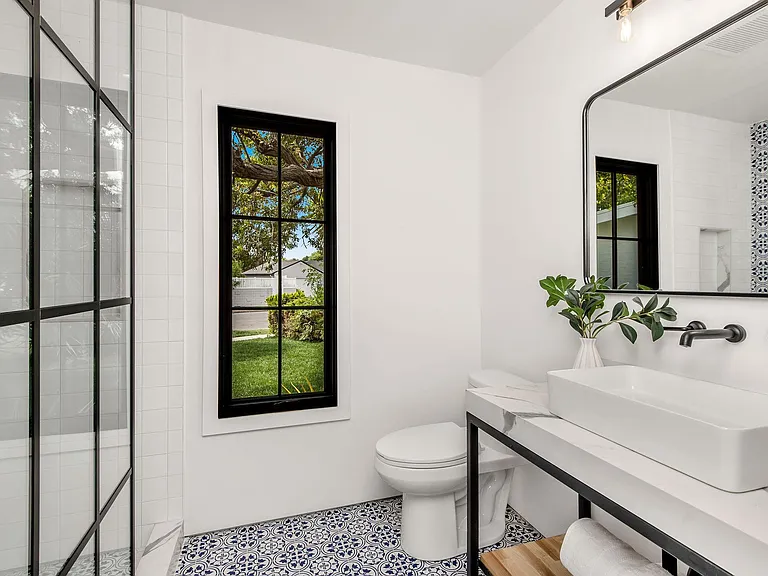 17115 Bullock St — Photo 14