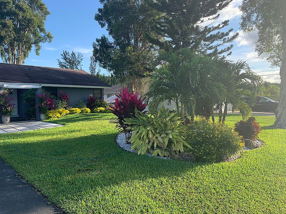 1st image of 11821 NW 27th Ct