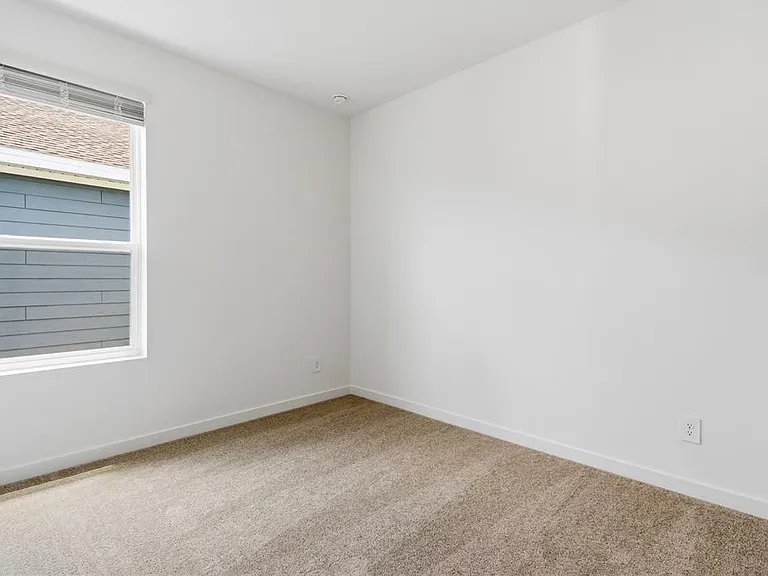 5550 Guava Ct — Photo 3