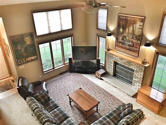 2nd image of 5080 Park Valley Dr