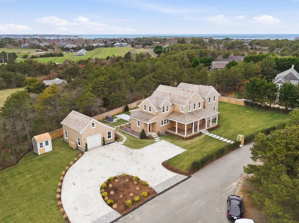 7 Moors End Ln, Nantucket, MA 02554