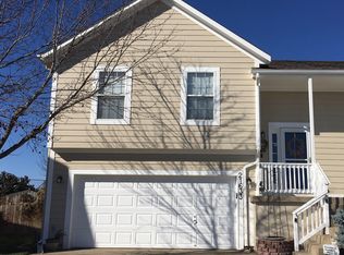 21633 S Main St, Spring Hill, KS 66083