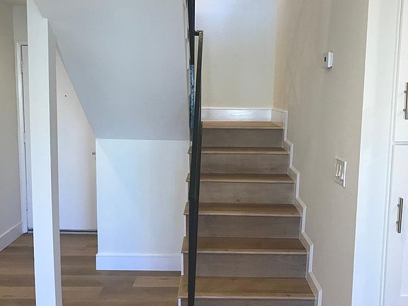 2nd image of 13160 Victory Blvd APT 102