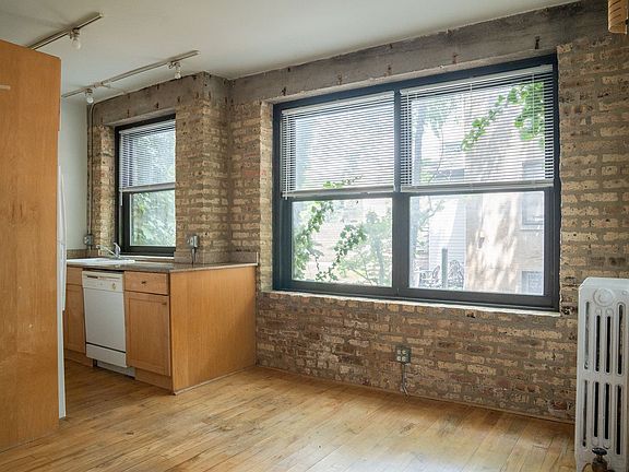5th image of 4630-4632 N Beacon St #4630-1H