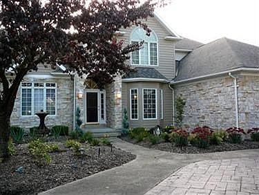 1st image of 39830 Lochmoor Dr