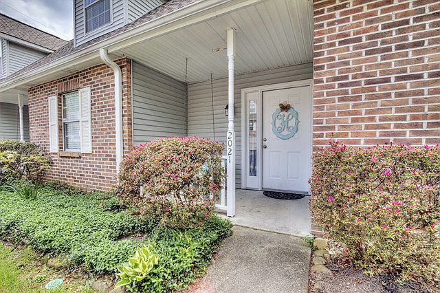 1st image of 2021 Silverbrook Dr
