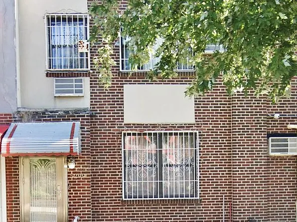 5299 79th St, Elmhurst, NY 11373