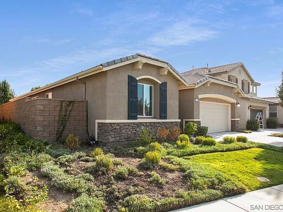 3rd image of 31543 Mojave Rose Ct