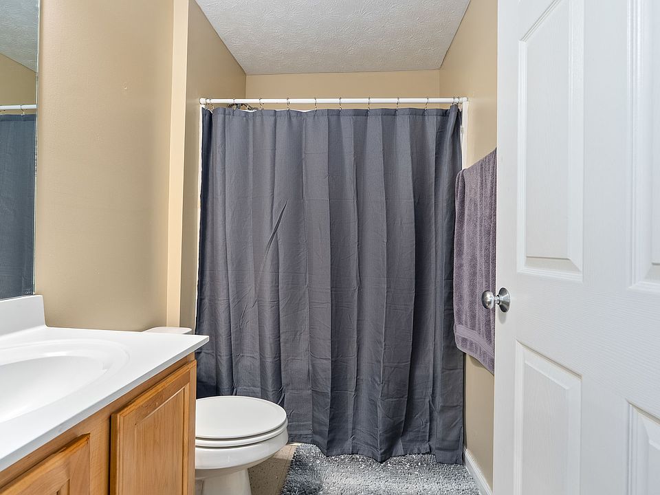 1st image of 1385 S Donahue Dr APT 5102
