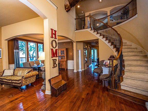 Entry Foyer