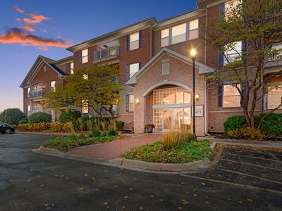 (Undisclosed Address), Geneva, IL, 60134
