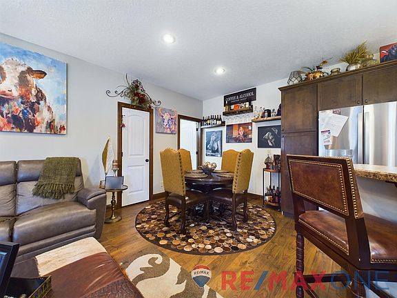 4th image of 3306 Eagle Dr
