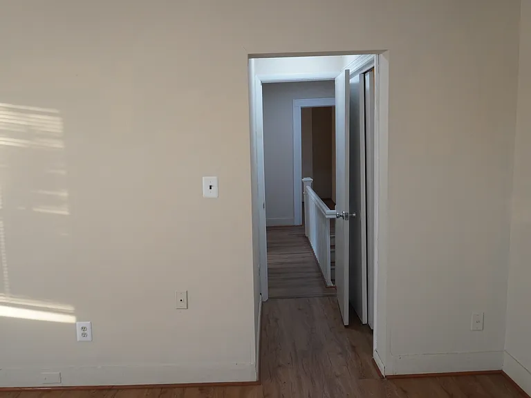 217 Center St — Photo 22