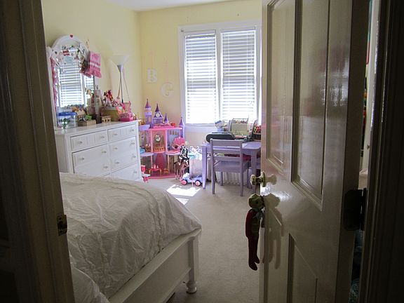 3rd BR upstairs