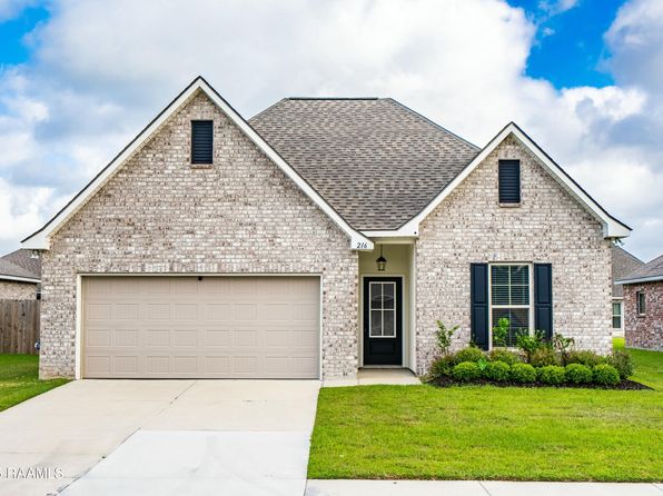 216 Wild Cherry Ln, Lafayette, LA 70508