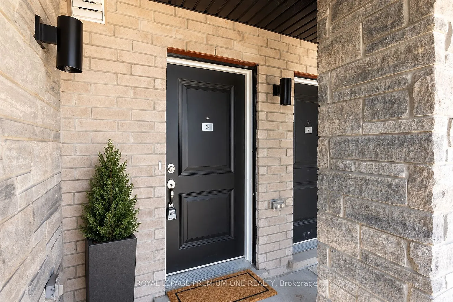 2 bed, $2,700 — Photo 1