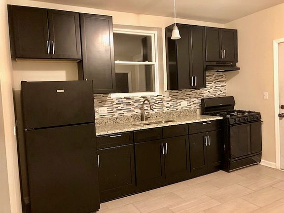 2nd image of 8616 S Euclid Ave APT 2