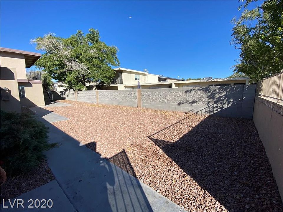 2nd image of 3221 Arlene Way #B