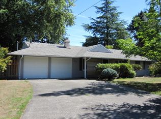 18314 Fernbrook Ct, Lake Oswego, OR 97035