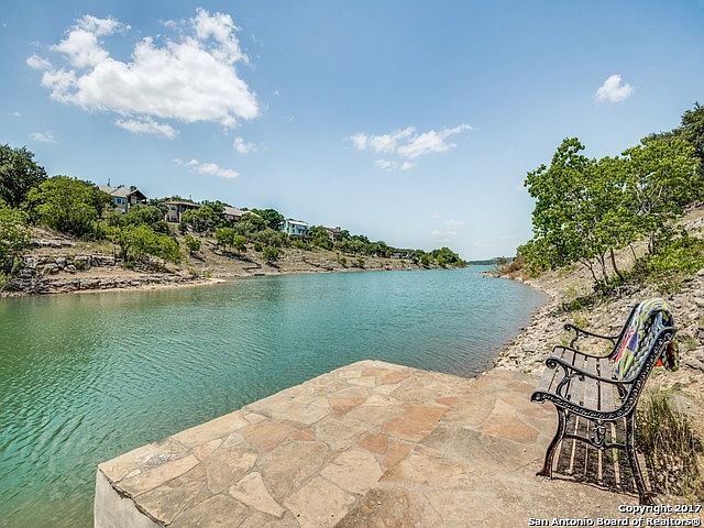 1st image of 311 Village View Dr