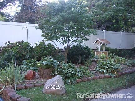 SIDE YARD