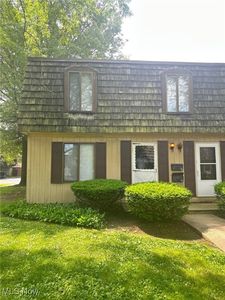 1651 Mentor Ave APT 401, Painesville, OH, 44077