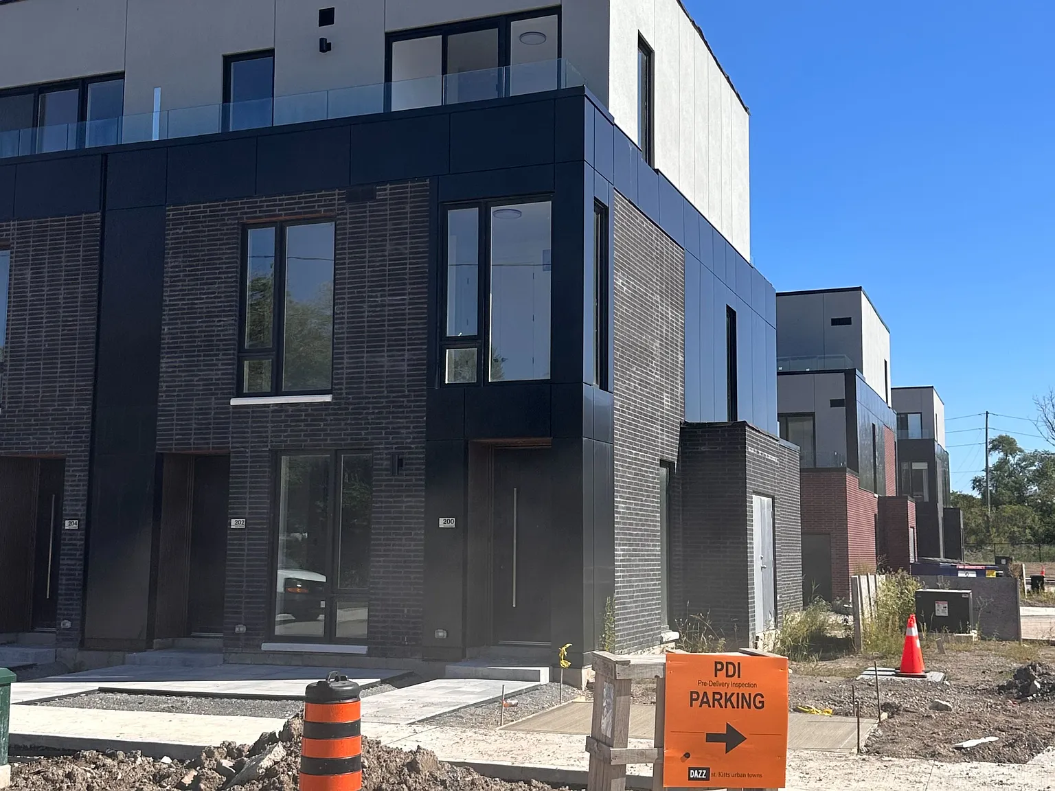 2 bed, $2,650 — Photo 4