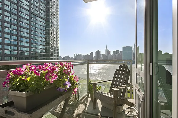 Sold by Nest Seekers International | media 2