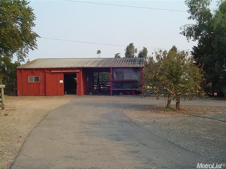 2nd image of 13000 Christensen Rd