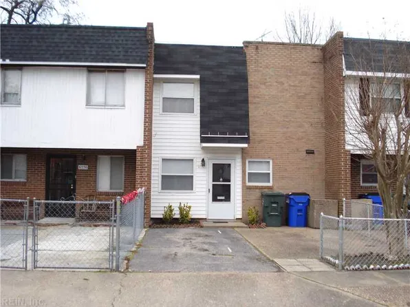 6534 Pasteur Ct, Norfolk, VA 23513