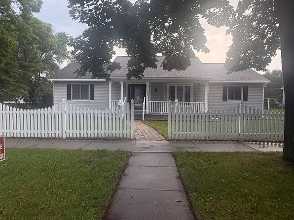 232 Ellis St, Caro, MI 48723