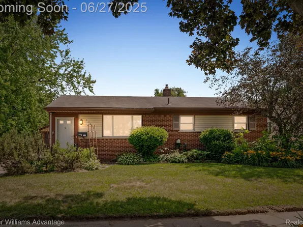 12620 Denoter Dr, Sterling Heights, MI 48313