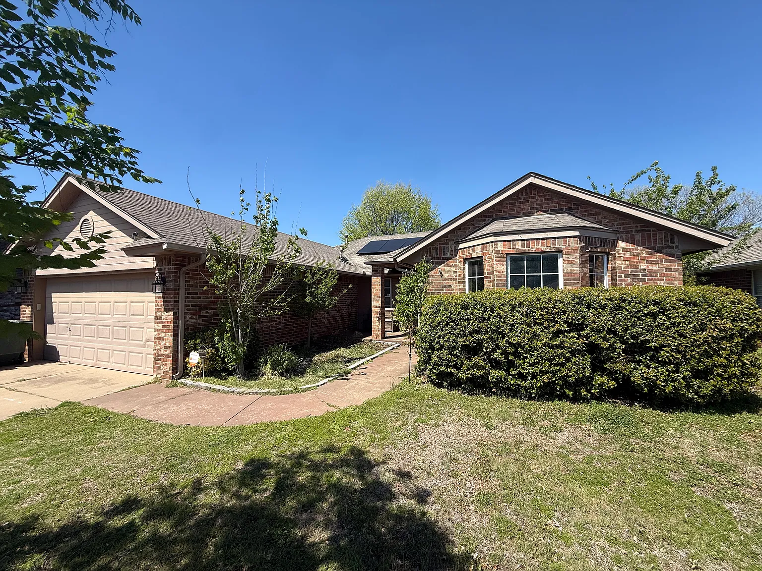4 bed, 1711 sqft, $1,900 — Photo 2
