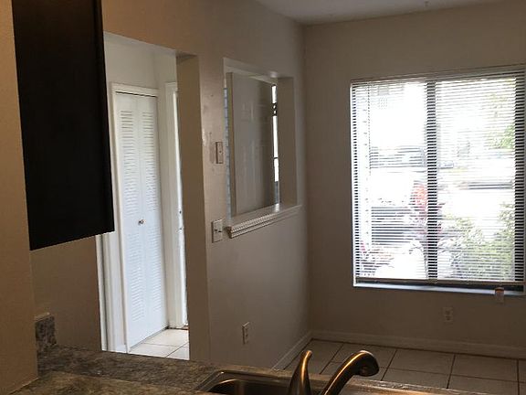3rd image of 2238 Stonington Ave #2238